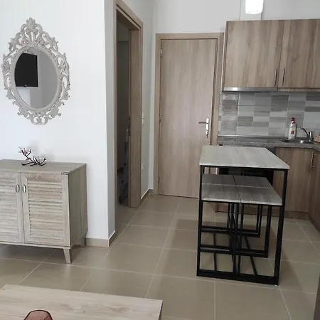 Ferienwohnung Nastazia Néa Péramos Exterior foto